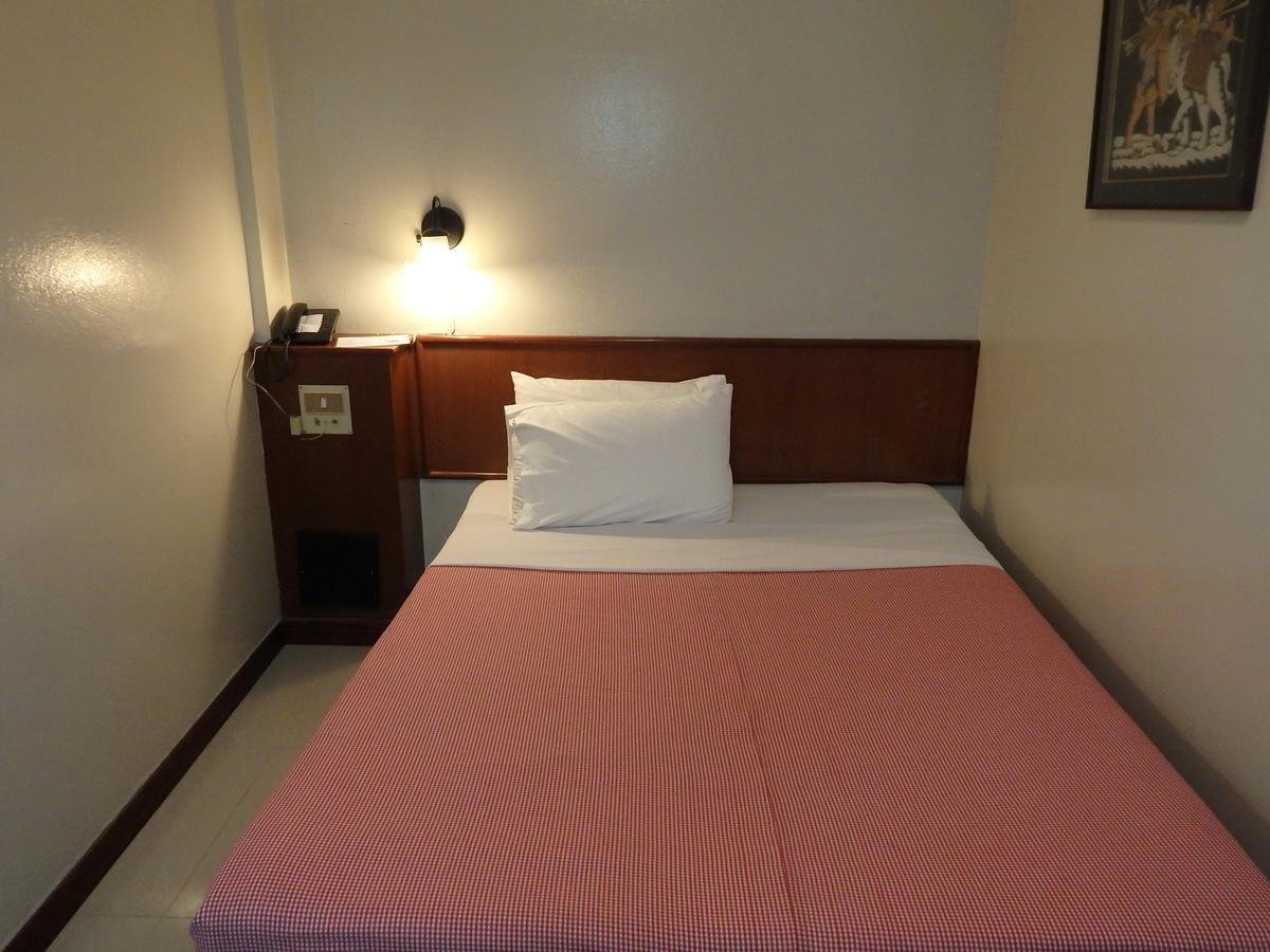 Sakol Hotel Nakhon Ratchasima Exterior photo